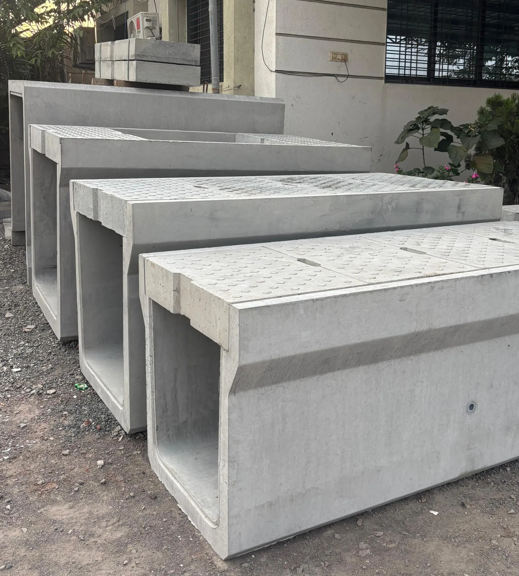 Silicon Infratech precast concrete manufacturing facility